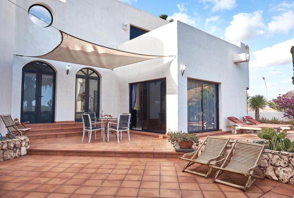 Villa Paradise Beach Giniginamar